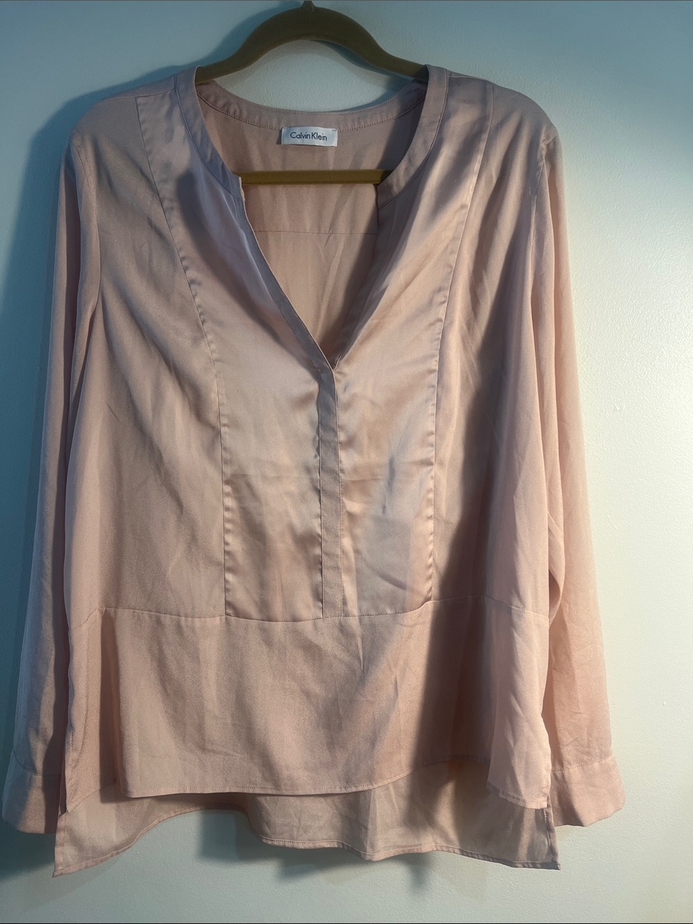 Calvin Klein Soft Blush V-Neck Long Sleeve Blouse